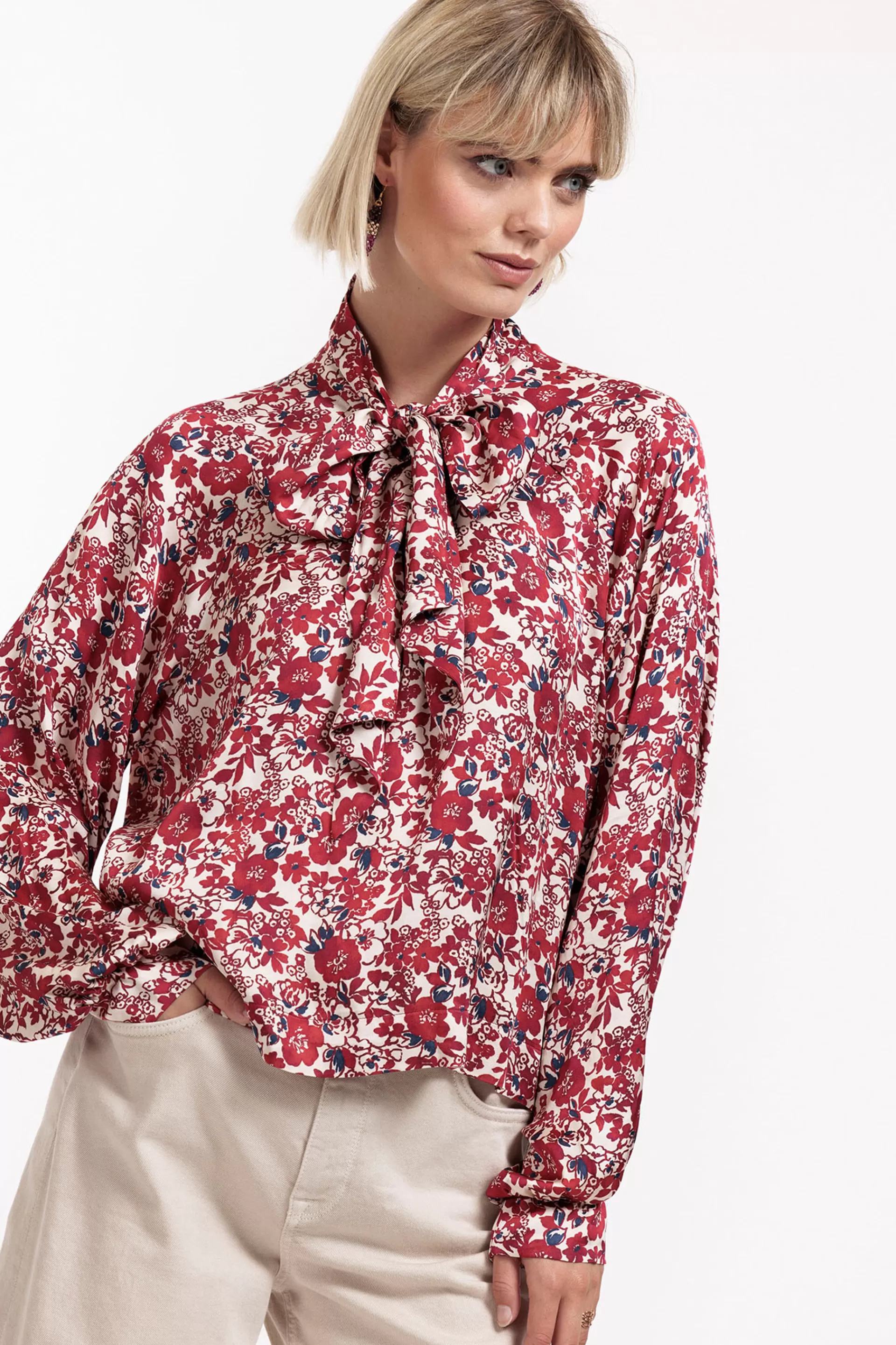 Studio Anneloes Blouses<Frances flower satin blouse -
